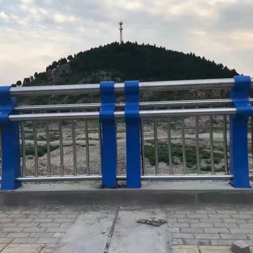 不锈钢市政护栏全年低价