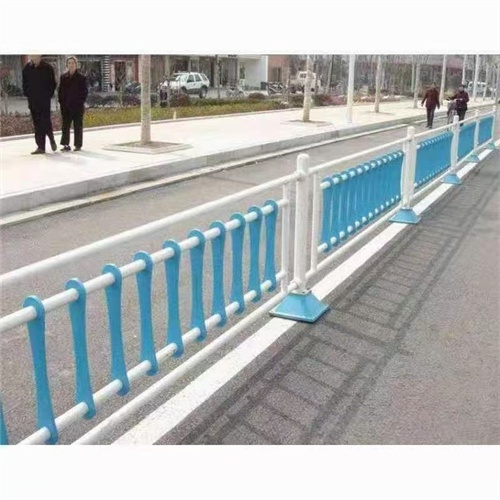 不锈钢复合管护栏厂家可在线咨询价格