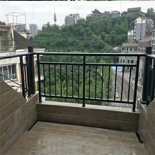  护栏优质原料