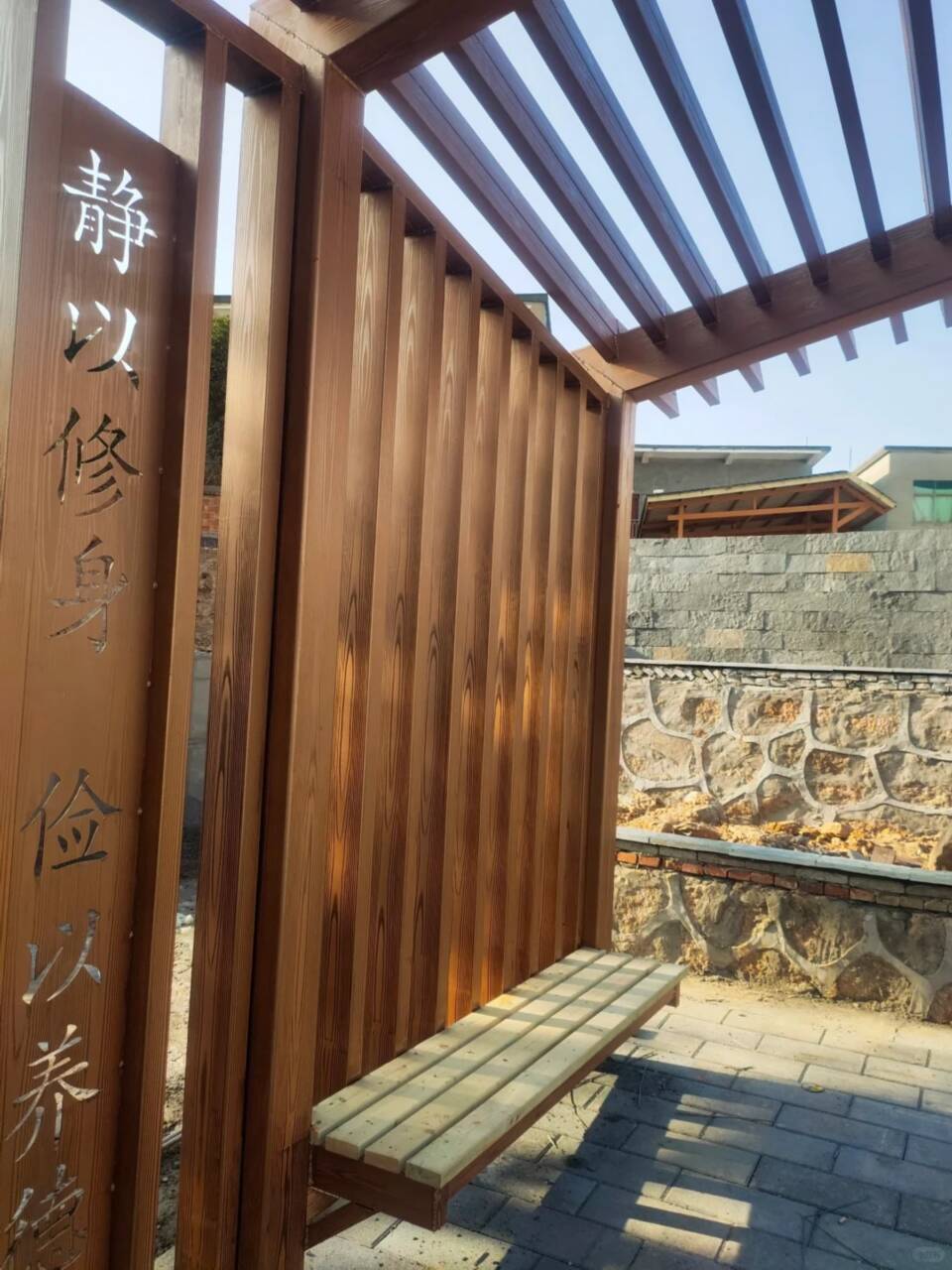 廊架长廊木纹漆全包施工多少钱