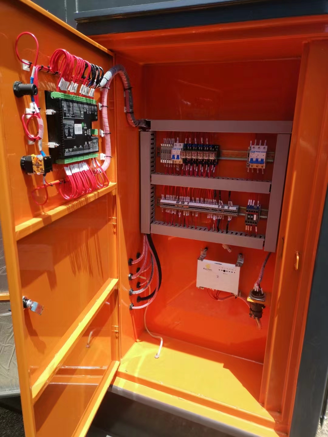 200KW发电机出租租赁400KW发电机电缆线出租UPS电源出租租赁发电机价格免费咨询