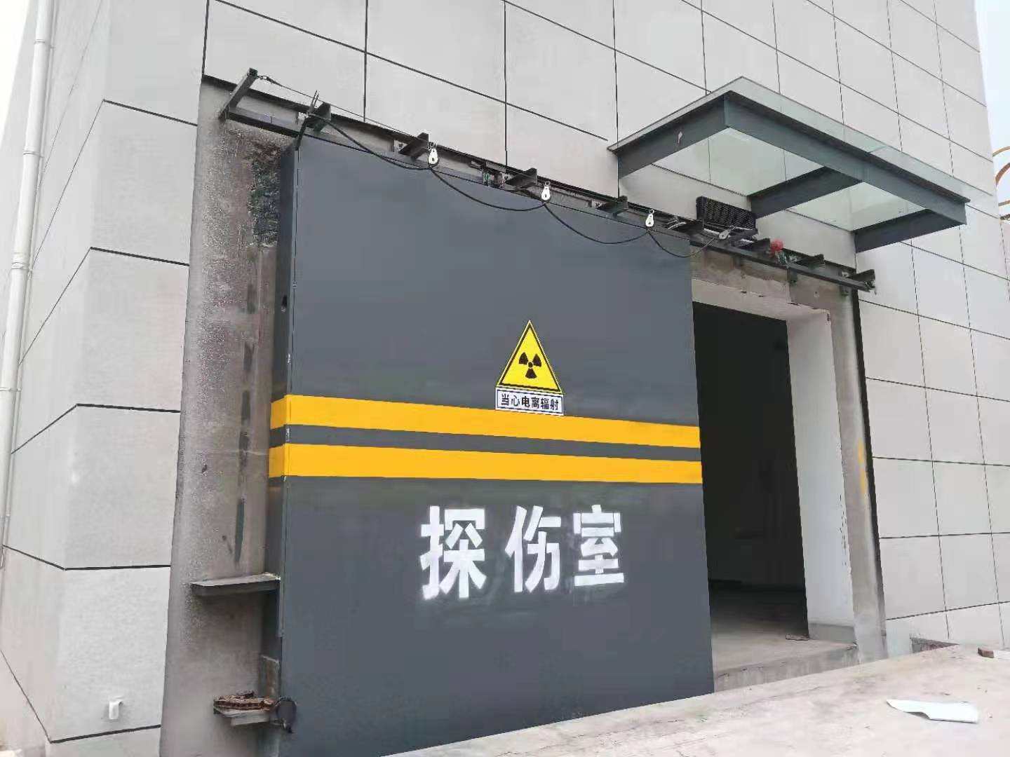 探伤室防护门厂家拥有先进的设备